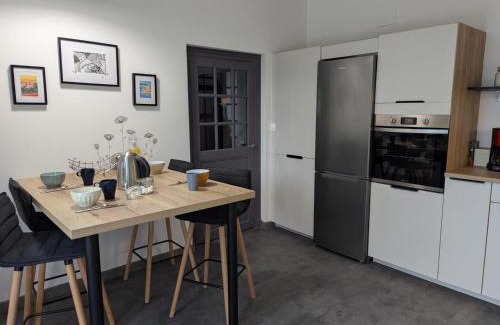 Saint-Claud House | Villa spacieuse avec jardin privé, animaux acceptés - FR-1-653-276