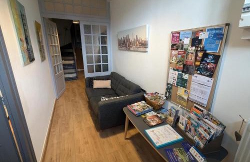 Saint-Claud House | Villa spacieuse avec jardin privé, animaux acceptés - FR-1-653-276