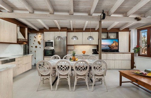 Old Town Villa | Villa Splantzia-Heated Pool-Garden-2min Chania Harbor
