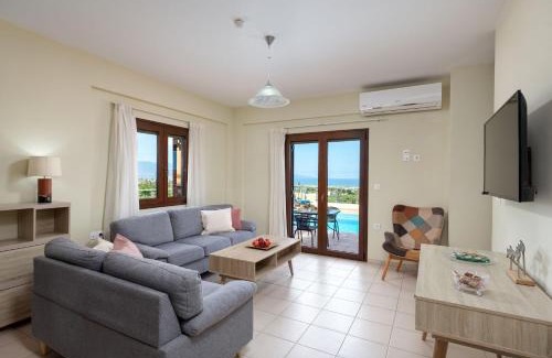 Pyrgos Psilonerou Villa | Villa Stratianna by PosarelliVillas