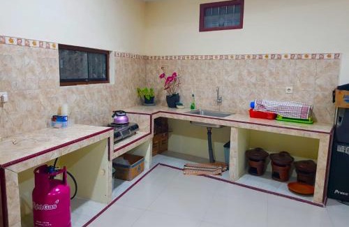 Sidomulyo Villa | Villa Strawberry Annisa Batu Malang