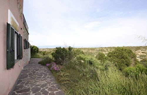 Carloforte Villa | Villa "Sulia" Near The Sea, with Air Conditioning, Wi-Fi & Sea View