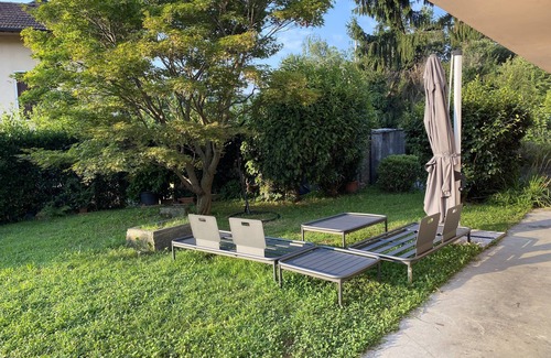 Pisano Villa | Villa surrounded by greenery overlooking Lake Maggiore