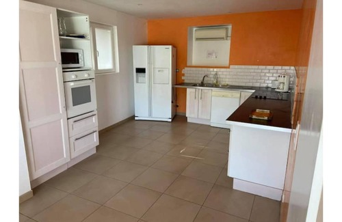 Saint-Privat-des-Vieux Villa | villa, swimming pool and jacuzzi for 10 people