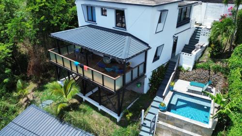 Fond Bernier Villa | Villa T4 avec piscine, 6 à 8 personnes