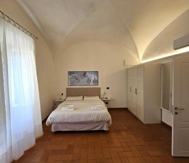 Lastra a Signa Apartment | Villa Taccetti - Appartamento "Le Volte" in Villa del Settecento con piscina