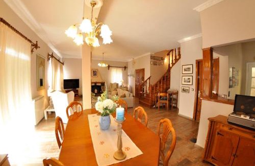 Lakones Villa | Villa Tango