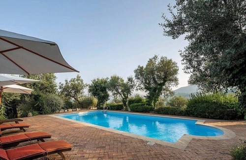 Vico Equense Villa | Villa Tarcisia: A charming three-story historical villa created inside an ancient watch tower, with Free WI-FI.