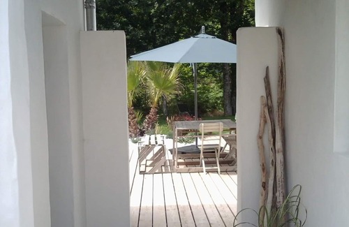 Les Mathes House | Villa TARU LA PALMYRE, 5 min from beaches, enclosed garden and patio, not overlooked.