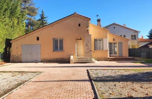 Couronne Urbaine Villa | Villa Tassigny