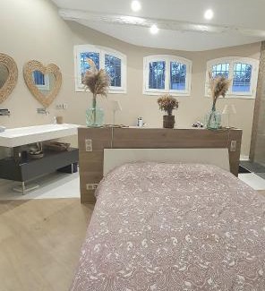 Quartier des Espesses Villa | Villa THAÏS