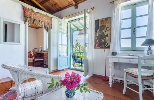 Loutraki Villa | Villa Thalia,private pool, located between Palio Klima and Glossa, Skopelos
