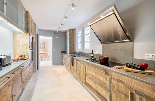 Saint-Siffret Villa | Villa the Cicada Heart