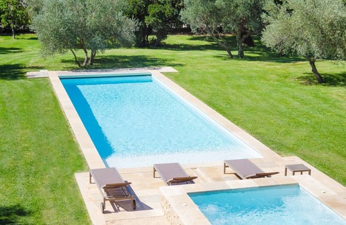 Saint-Siffret Villa | Villa the Cicada Heart