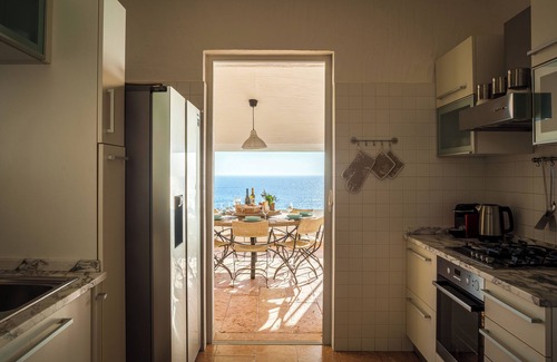 Torre delle Stelle Villa | Villa three palms