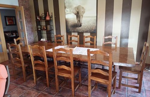 Las Campas y San Claudio House | Villa Tiviti