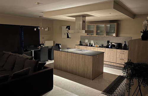 Eeklo Villa | Villa Tomasso in Eeklo (between Ghent and Bruges)