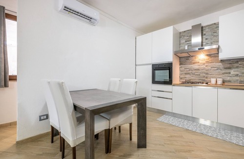 S'oru e Mari Villa | Villa 'Tore' with Sea View, Wi-Fi and Air Conditioning