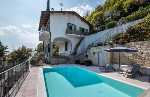 Pulciano Villa | Villa Tosca
