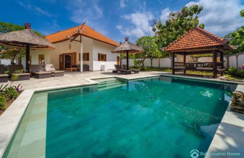 Anturan Villa | Villa Udara Lovina, Kalibukbuk