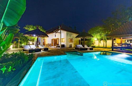 Anturan Villa | Villa Udara Lovina, Kalibukbuk