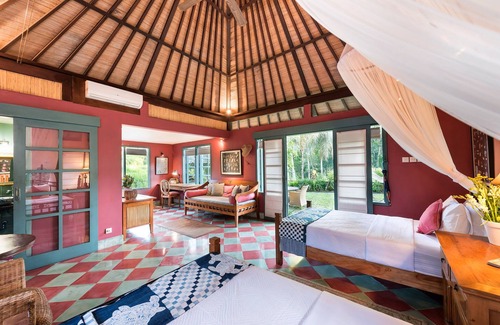 Lodtunduh Bed & Breakfast | Villa Uma Anyar-Writer Studio