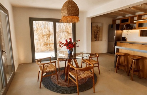 Koundouros Villa | Villa Veneterra-Pool-SeaView-ConciergeServices