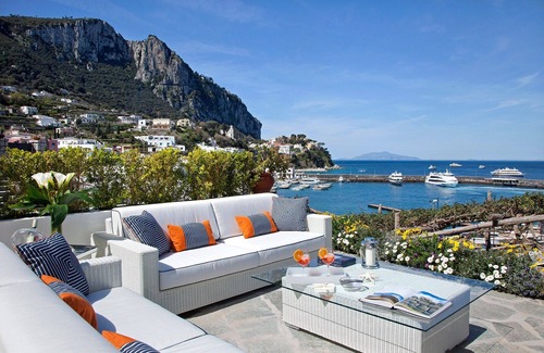 Licola Villa | Villa Vesuvio at Fortino Capri A TERRACE ON THE SEA 10 MIN FROM THE PIAZZETTA