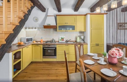 Grabri Villa | Villa Viera for 12 people in Central Istria with private pool & pet friendly