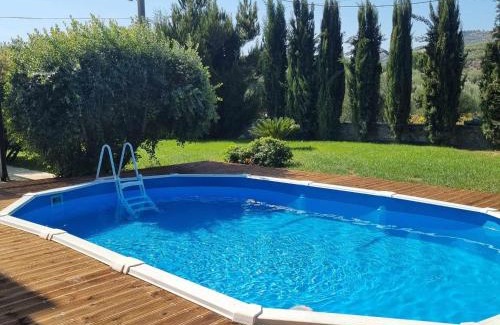Peza Villa | Villa Vigneto
