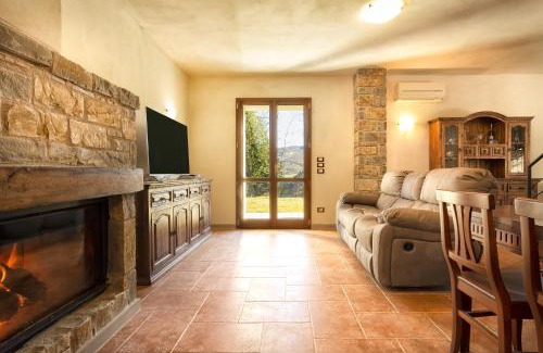 Tredozio Villa | Villa Viktoria & Andras