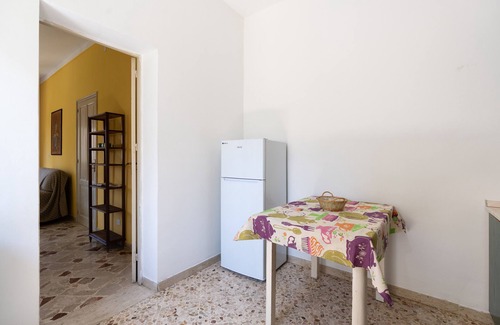 Pizzolungo Villa | Villa 'Villetta Vista Mare e Monte' with Sea View, Private Terrace and Garden