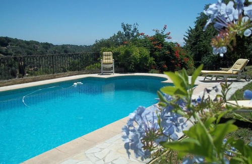 Chateauneuf-Grasse Villa | villa vue mer avec piscine - 5 couchages
