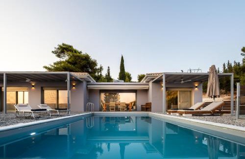 Lefkas Villa | Villa when Waters are Colored