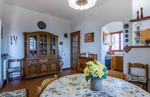 Fauglia House | Villa with 2 spacious apartments for 2 x 7 people and swimming pool near Pisa and the sea