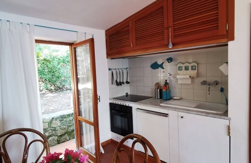 Faro Villa | Villa with access to the sea of the Punta Rossa cliff