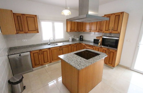 Mutxamel House | Villa with a large private swimming pool (9,5x4m) and panoramic coast views!
