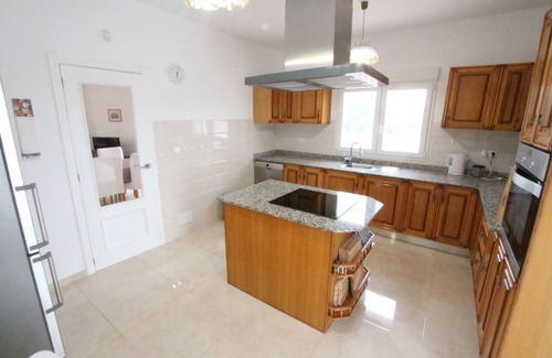 Mutxamel House | Villa with a large private swimming pool (9,5x4m) and panoramic coast views!