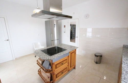 Mutxamel House | Villa with a large private swimming pool (9,5x4m) and panoramic coast views!