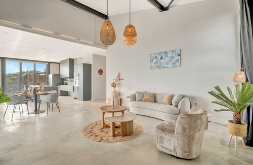 Sabana Liber House | Villa with a pool and views of the island and the ocean. A Home that feels good.