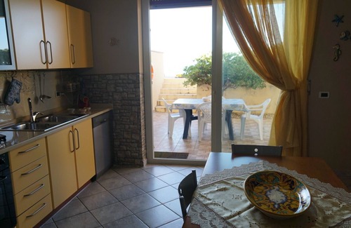 Marchesana House | Villa with direct access to the beach and with a beautiful sea view.
