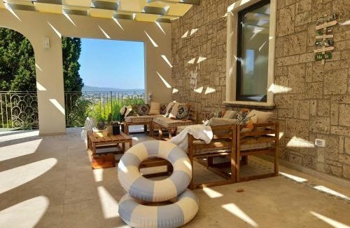 Stroncone House | Villa With Double Kitchen And Pool In Umbria