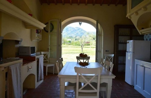 Capannori Villa | Villa with garden and heated pool with jacuzzi