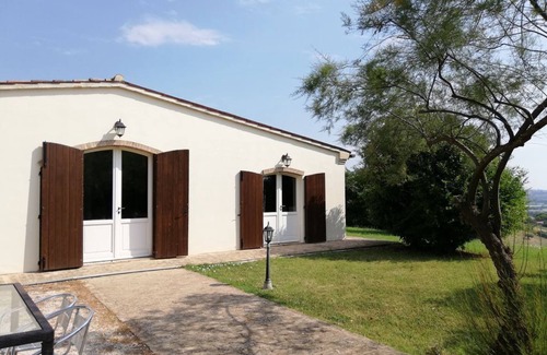 Osimo Villa | Villa with garden for 6 people