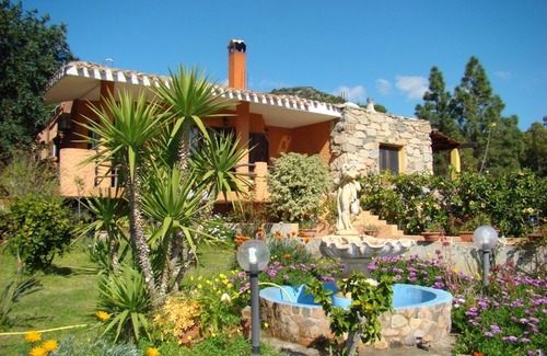 Solanas Villa | Villa with garden in SOLANAS - WIFI - Air conditioned - Relax ! ☀️ 🌊 🏖