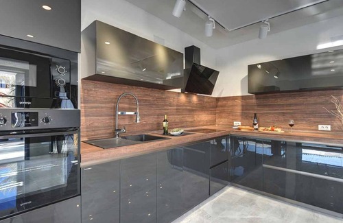Rovinj Villa | Villa with heated pool, jacuzzi and sauna