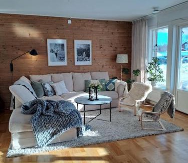 Umea Municipality Villa | Villa with hot tub and sauna