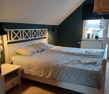 Umea Municipality Villa | Villa with hot tub and sauna