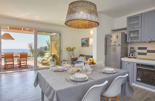 Castelvetrano Villa | Villa with Pool 300 meters from the sea