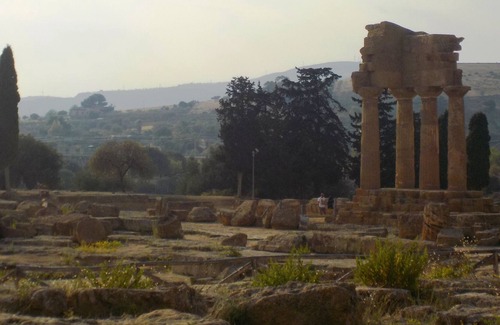 Agrigento Villa | VILLA WITH POOL AND GARDEN, in the City of the Valley of the Temples.